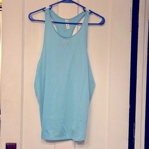 NWT Under Armour Fly By Run Tank with Reflective Detail in Light Teal SZ XL.